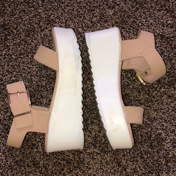 Nude Platform Sandals - Picture 4 of 8